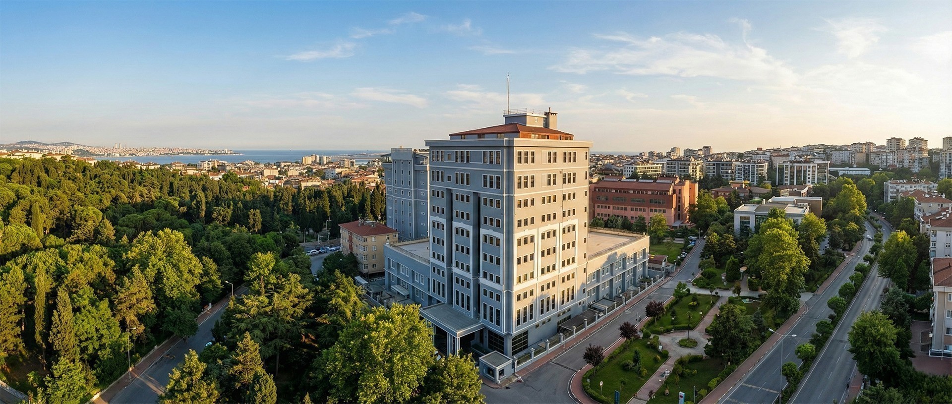 İSTANBUL VALİDEBAĞ KIZ ÖĞRENCİ YURDU